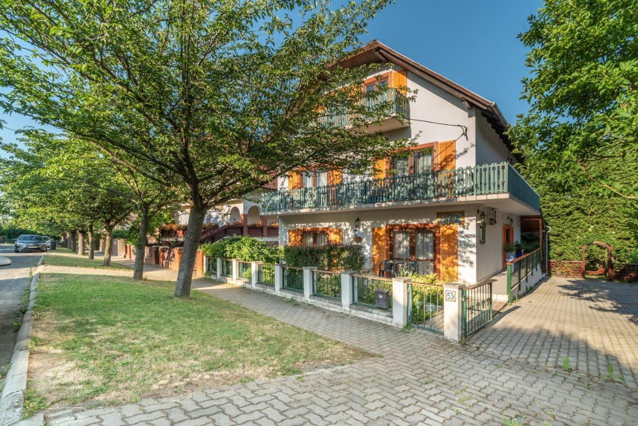 Corona Villa Hévíz Екстериор снимка
